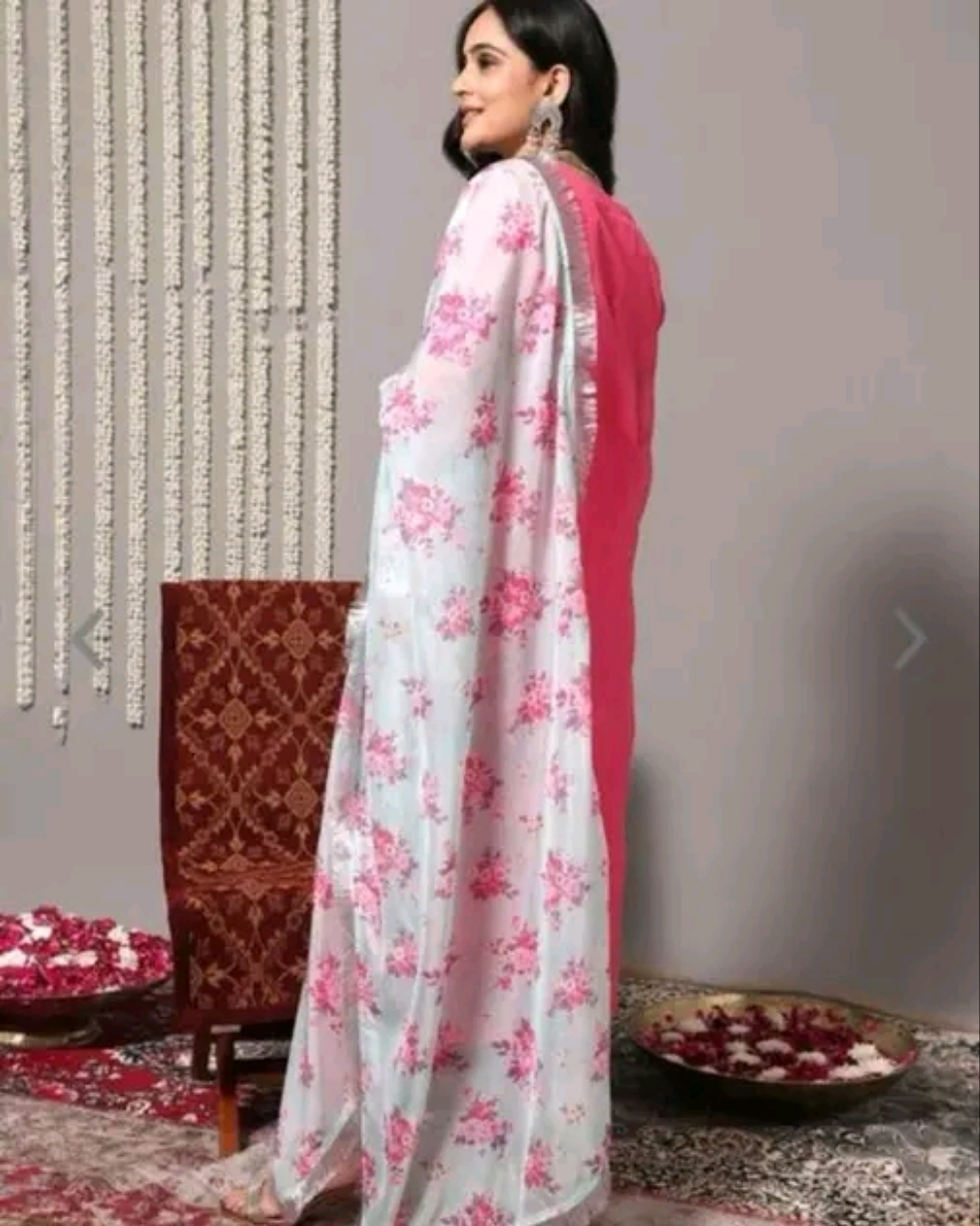 Traditional Motif Kurti Set with Floral Dupatta