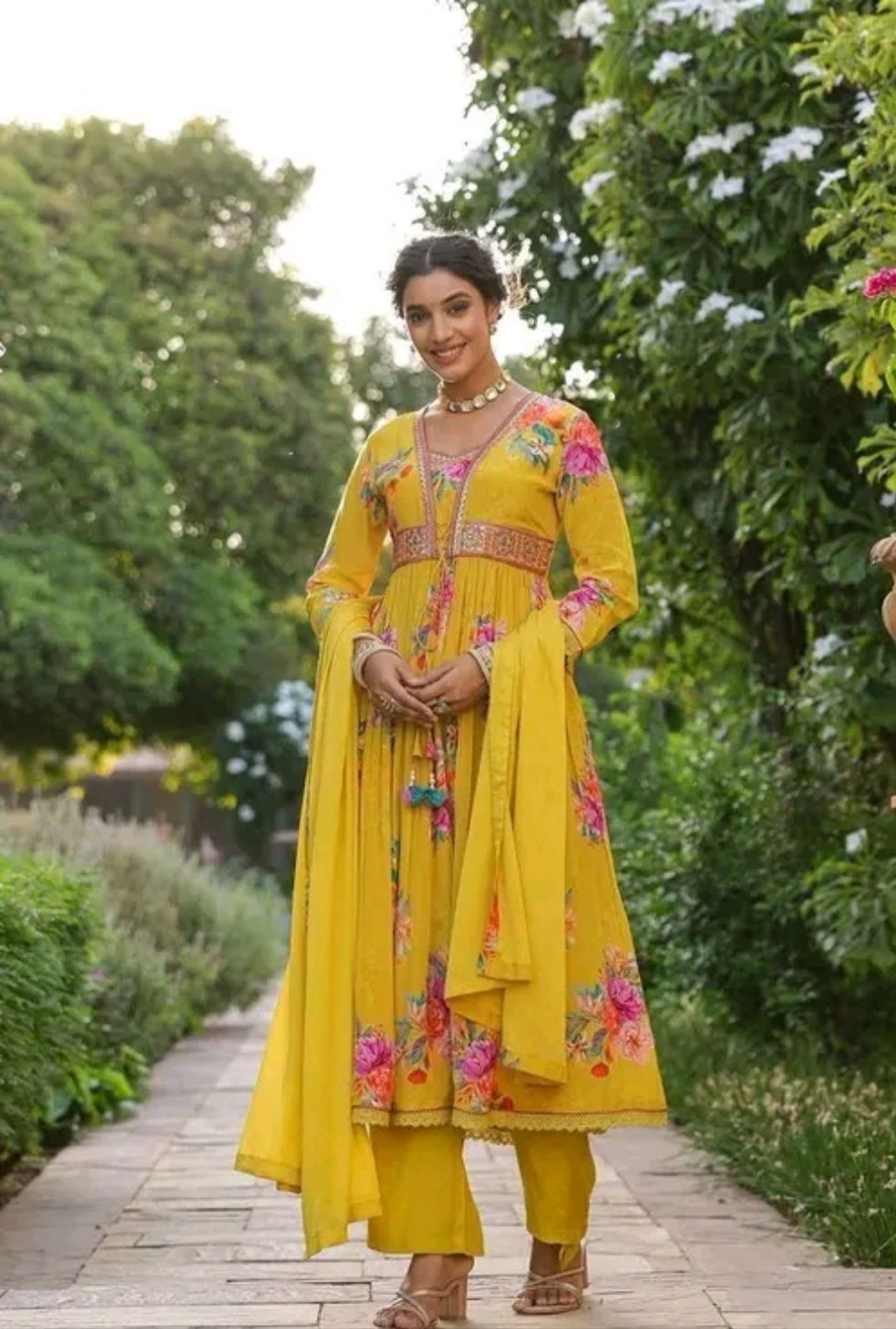 Roohaniyat Floral Print Anarkali Kurti Set