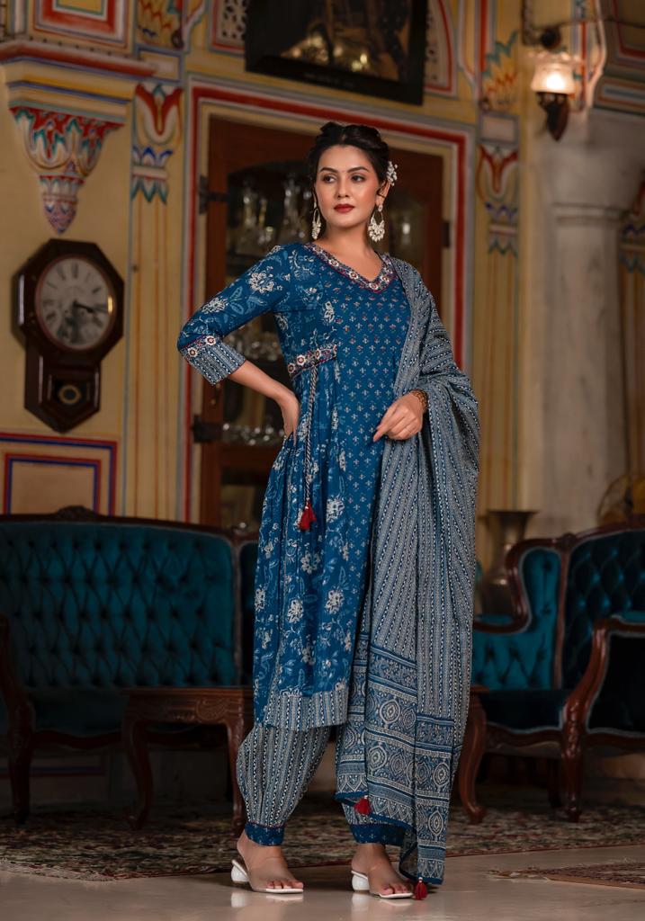 Raabta Floral Kurti with Afghani Pants