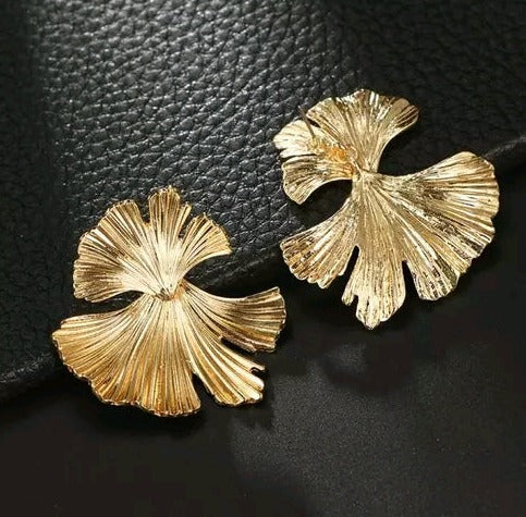 Trendy Golden Feather Dangler Earrings