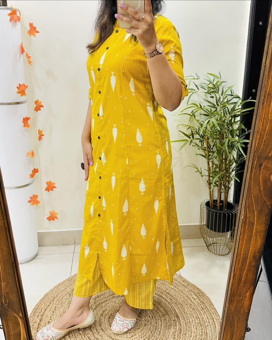 Nyasa Kurti Set