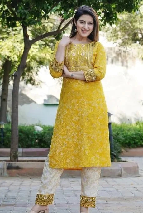 Classy Embroidered kurta Set