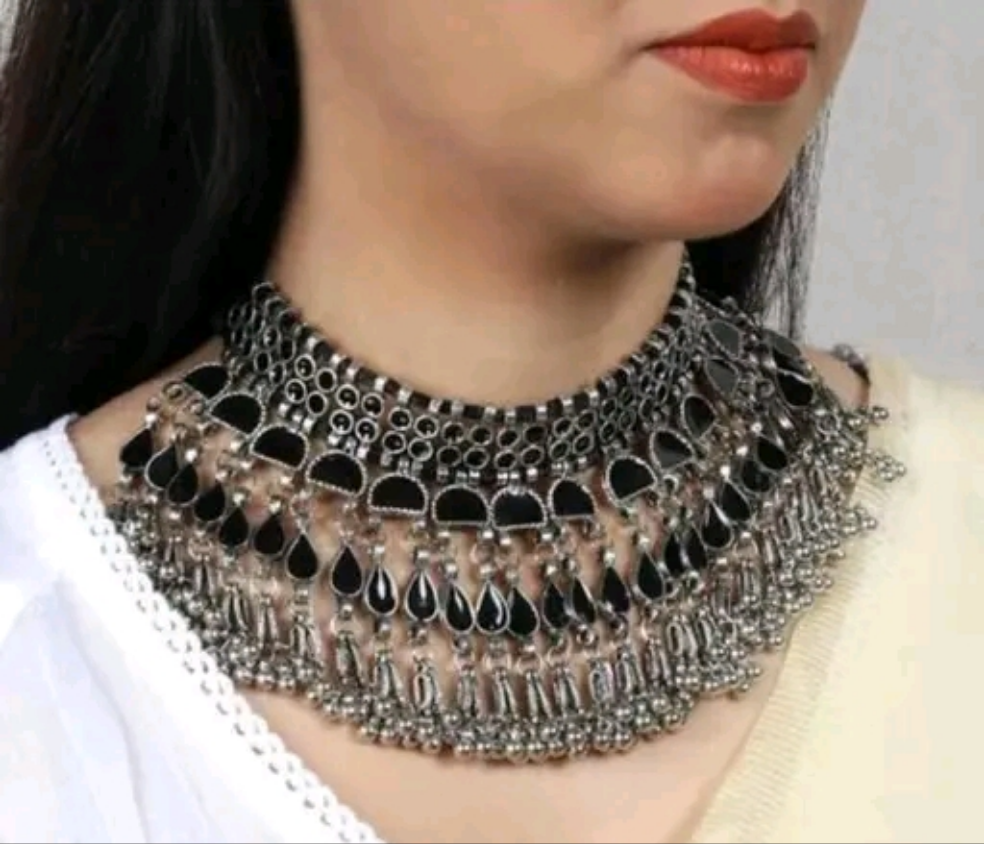 Lashkara Oxidised Choker Set