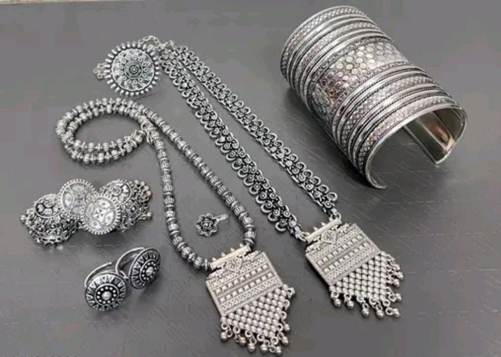 Tribal Jharokha Jewellery Set