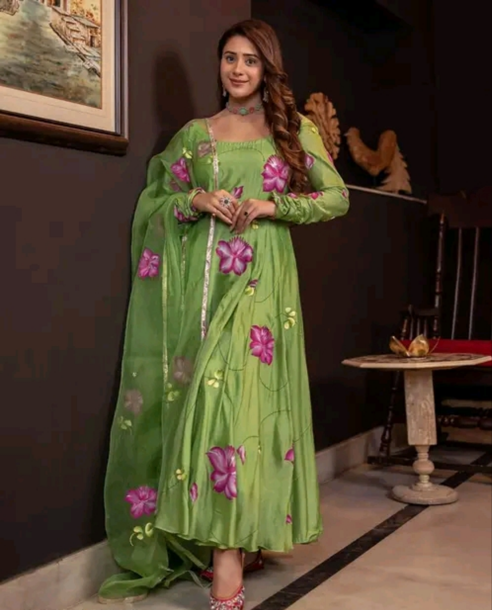 Ishqiya Handpainted Floral Anarkali Set