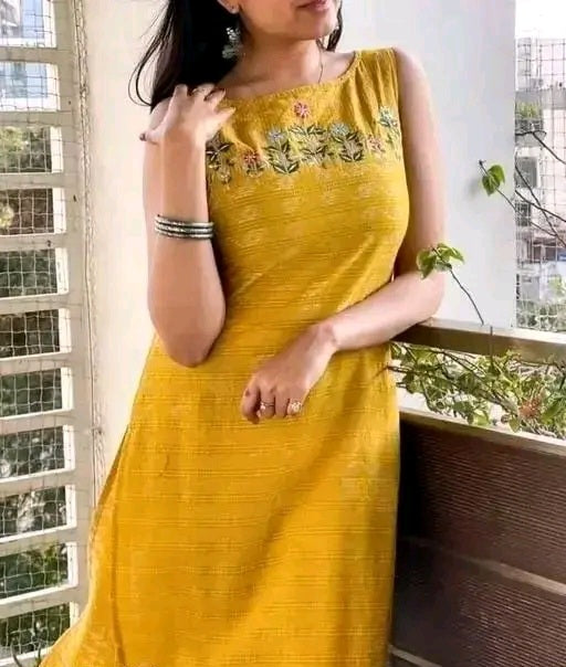 Sleevless Kurti with embroidery