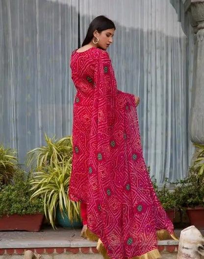 Rangeelo Bandhni Kurti with Gota Dupatta