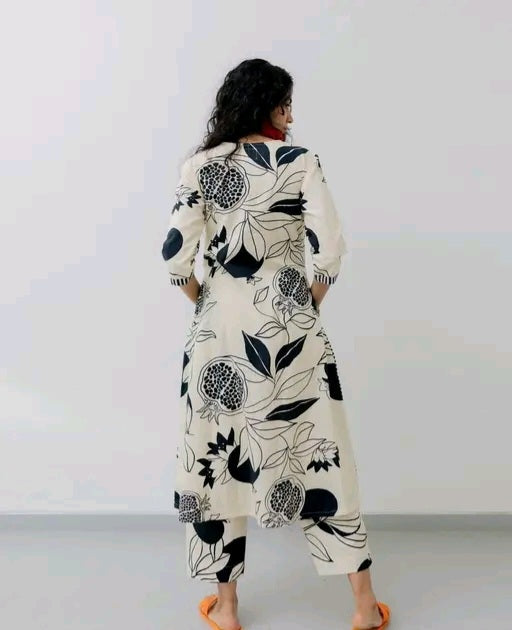 Off-white Printed kurta with Pants