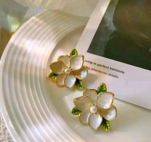 White Flower Studs