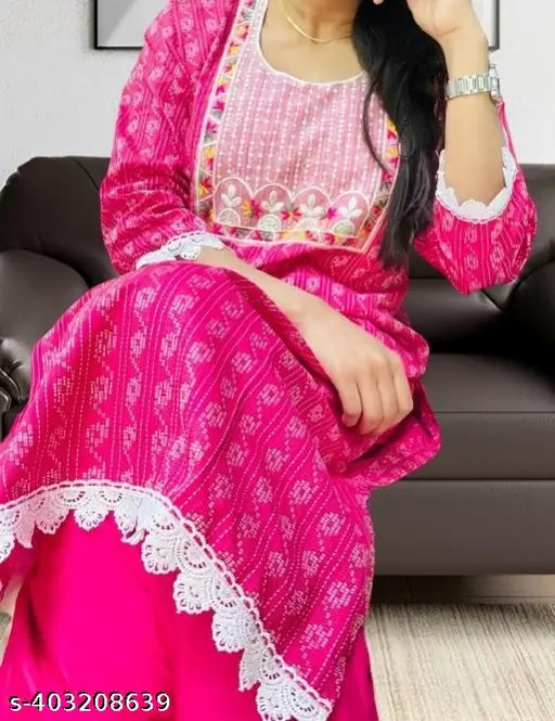 Lace Kurta Set with Motif