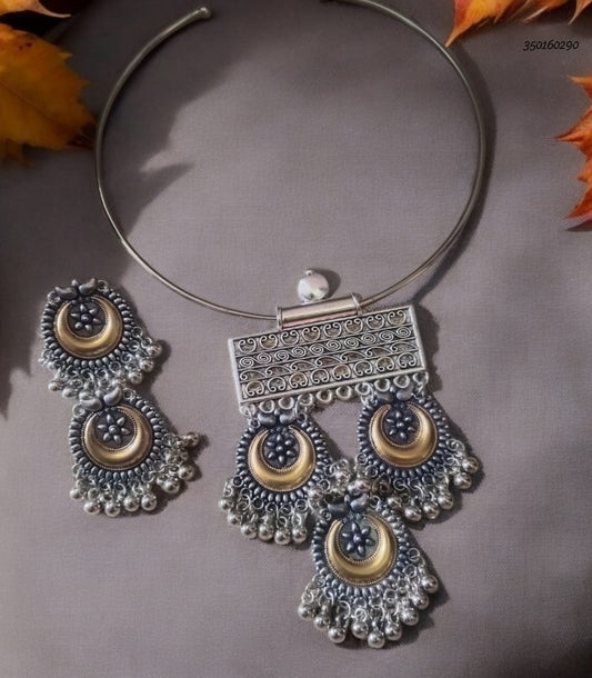 Jhungroo  Hasli Necklace with earings