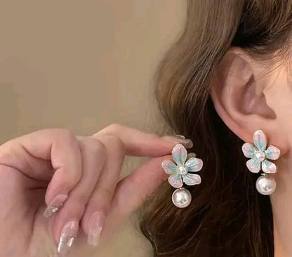 Elegant Floral Earrings